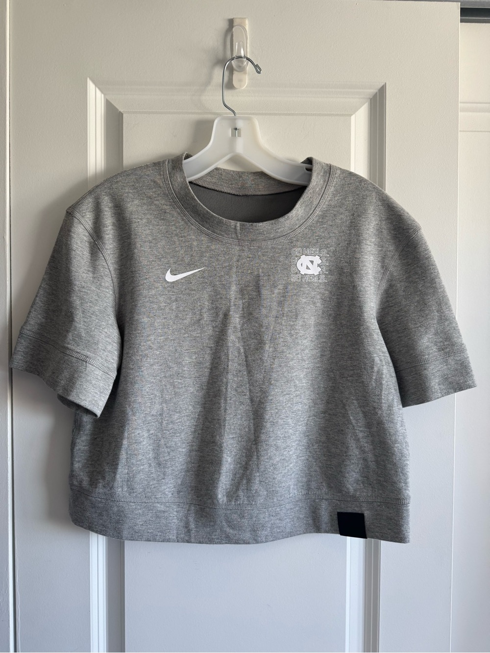 Nike Gray Women's reversible Short-Sleeve Crop sweatshirt with White Logos